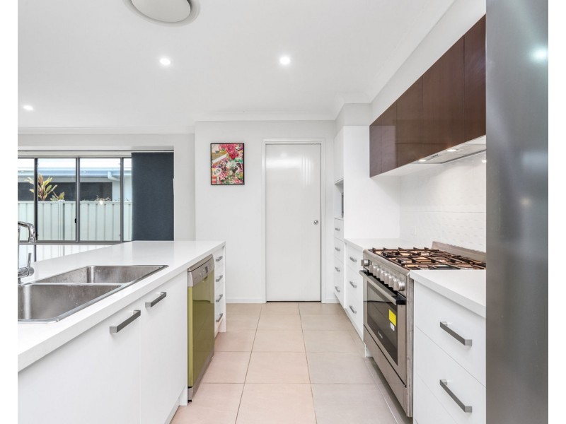 37 The Passage, Pelican Waters QLD 4551