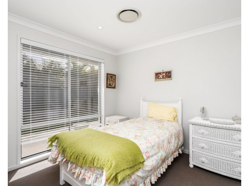 37 The Passage, Pelican Waters QLD 4551