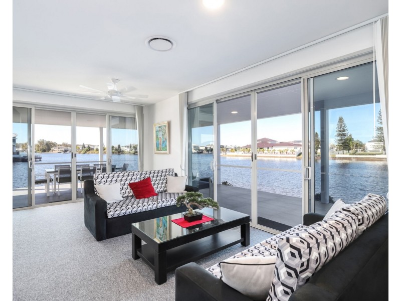 38 Westholme Circuit, Pelican Waters QLD 4551