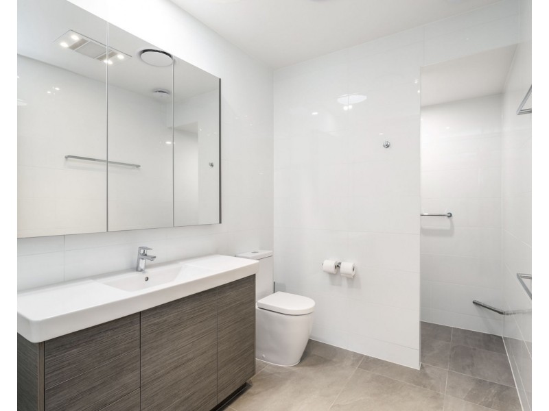 38 Westholme Circuit, Pelican Waters QLD 4551