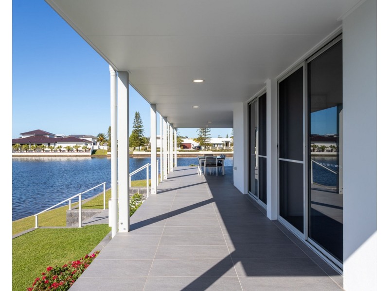 38 Westholme Circuit, Pelican Waters QLD 4551