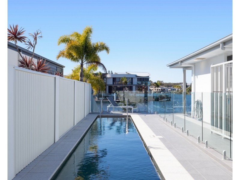 38 Westholme Circuit, Pelican Waters QLD 4551