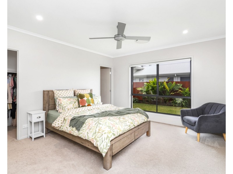 51 Bells Esplanade, Pelican Waters QLD 4551