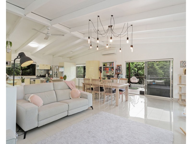 165 Blackall Range Road, West Woombye QLD 4559