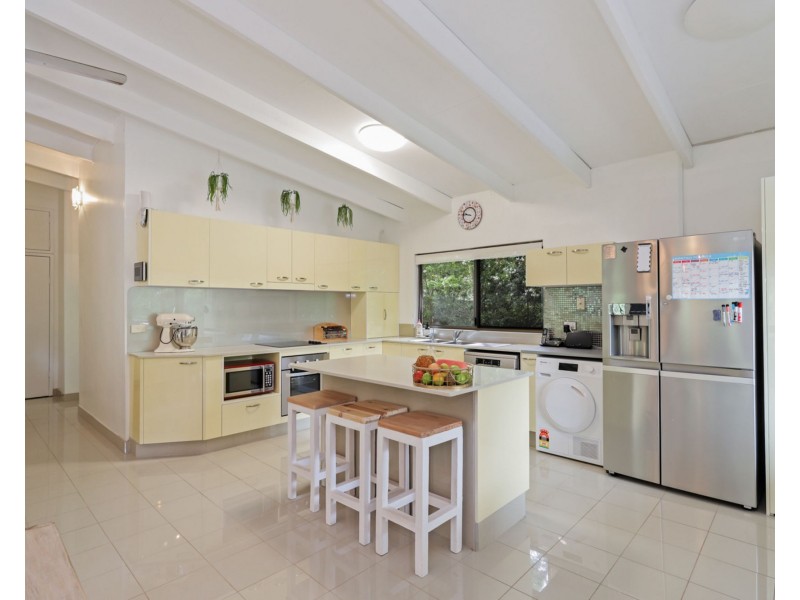165 Blackall Range Road, West Woombye QLD 4559