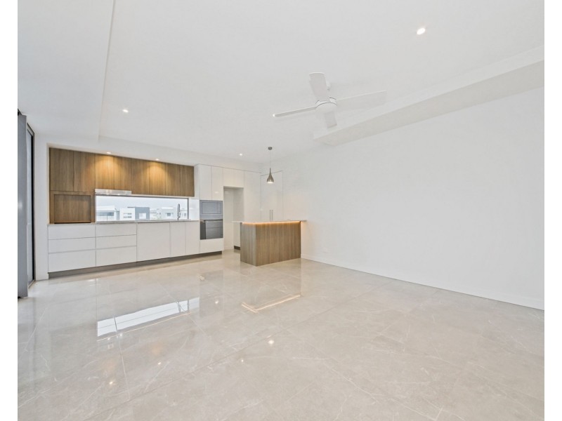 215/23 Kombi Street, Bokarina QLD 4575