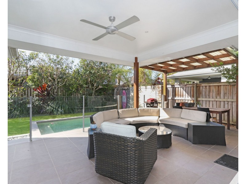 24 Ponytail Circuit, Mountain Creek QLD 4557