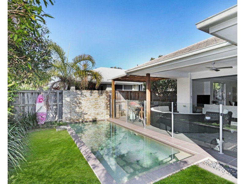 24 Ponytail Circuit, Mountain Creek QLD 4557