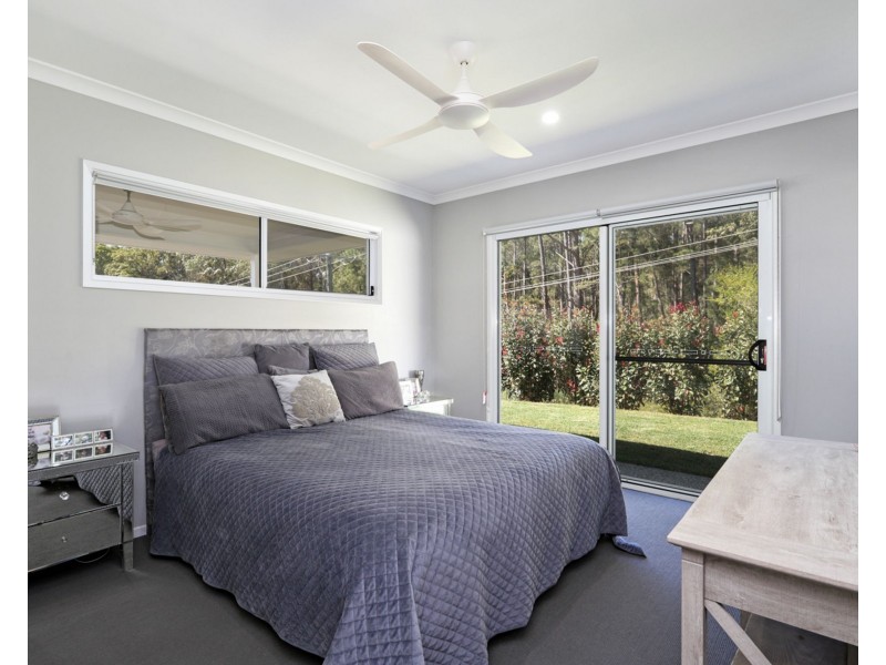 1/3 Outlook Rise, Mooloolah Valley QLD 4553