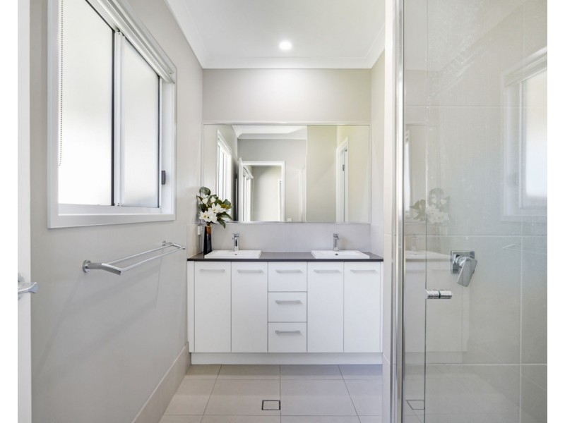 1/3 Outlook Rise, Mooloolah Valley QLD 4553