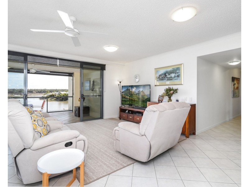 15/1 Millennium Circuit, Pelican Waters QLD 4551
