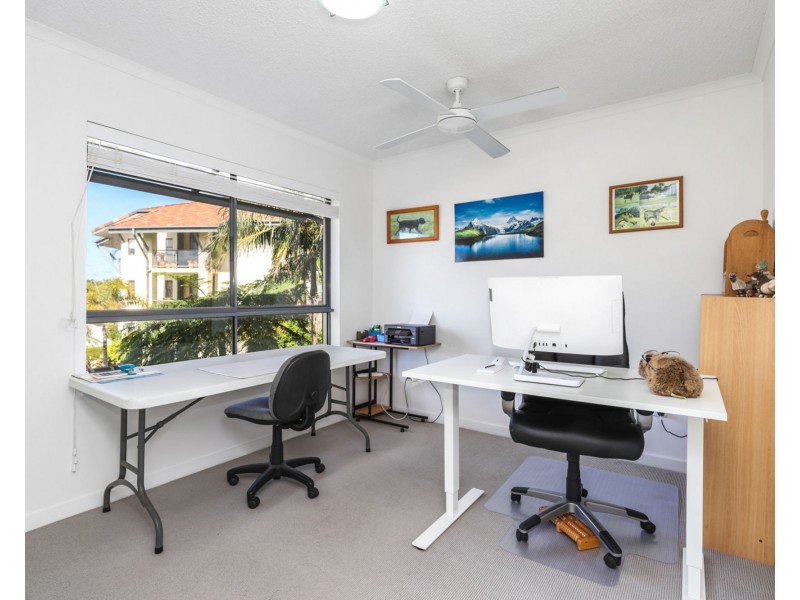 15/1 Millennium Circuit, Pelican Waters QLD 4551