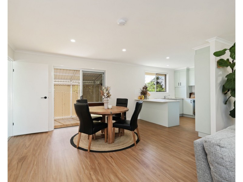 10 Browning Boulevard, Battery Hill QLD 4551