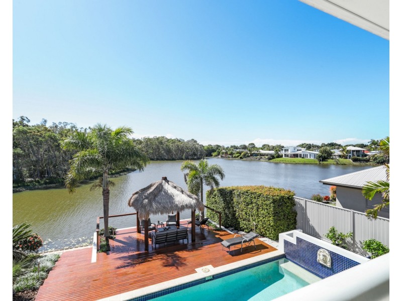 14 Wallaby Circuit, Pelican Waters QLD 4551
