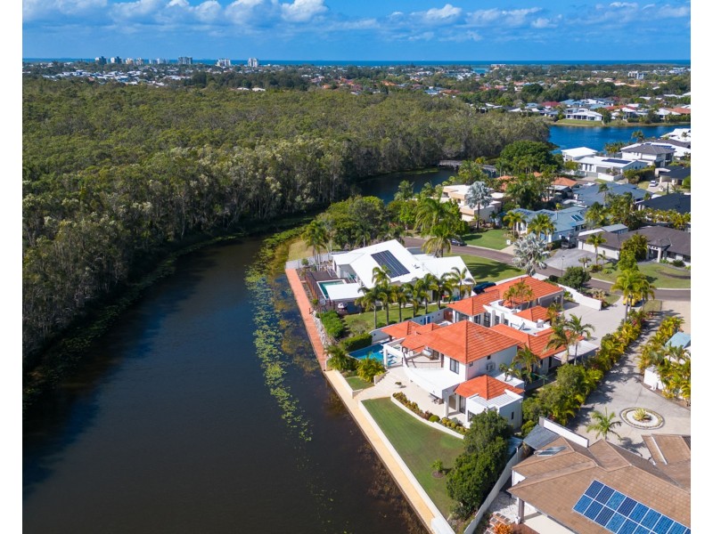 11 Silky Oak Place, Pelican Waters QLD 4551