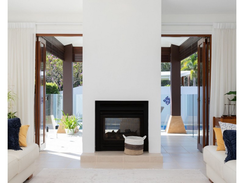 11 Silky Oak Place, Pelican Waters QLD 4551