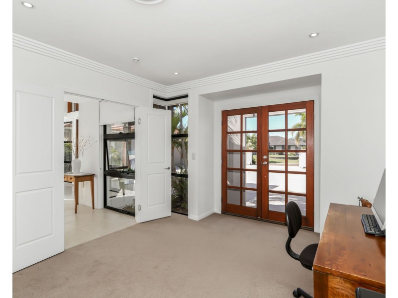 11 Silky Oak Place, Pelican Waters QLD 4551