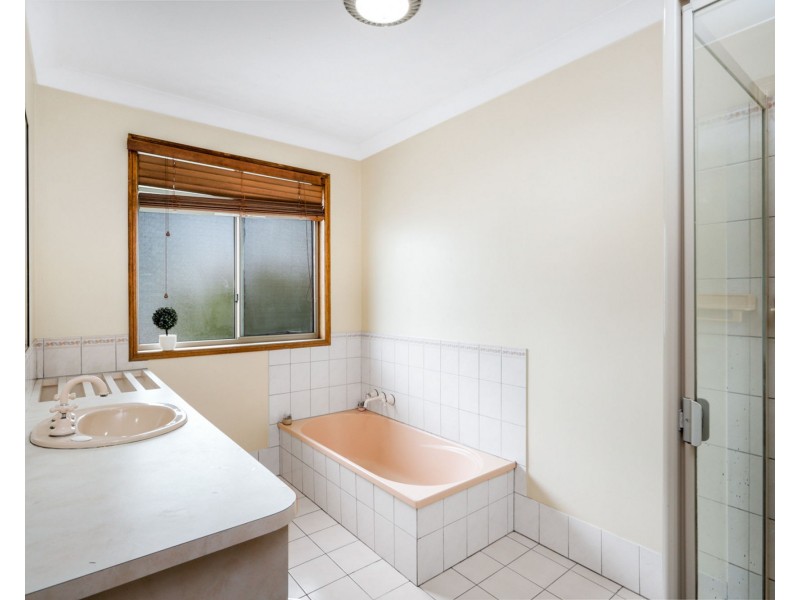 30 Laxton Road, Palmview QLD 4553
