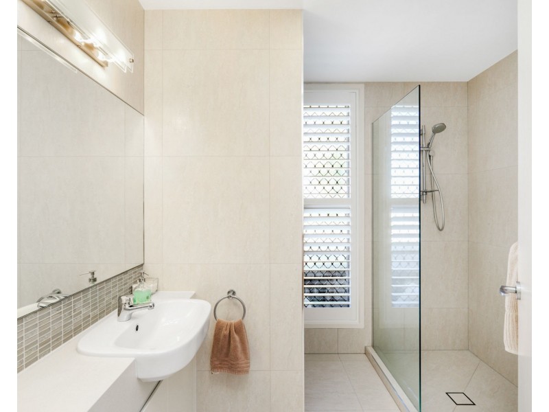 17 Westholme Circuit, Pelican Waters QLD 4551
