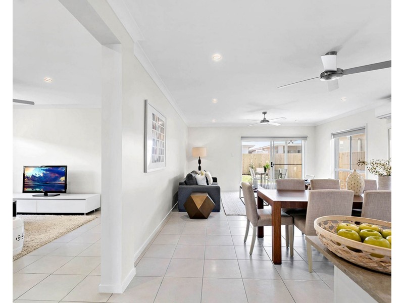 30 McArthur Parade, Caloundra West QLD 4551