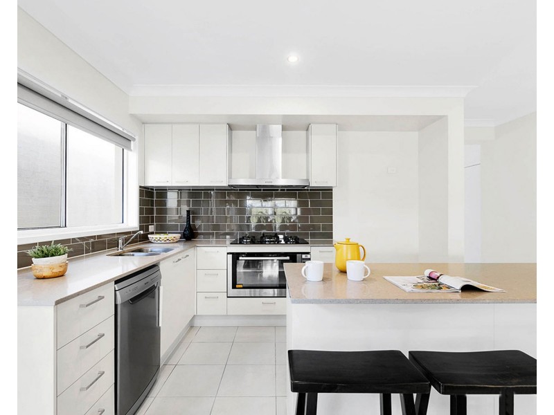 30 McArthur Parade, Caloundra West QLD 4551