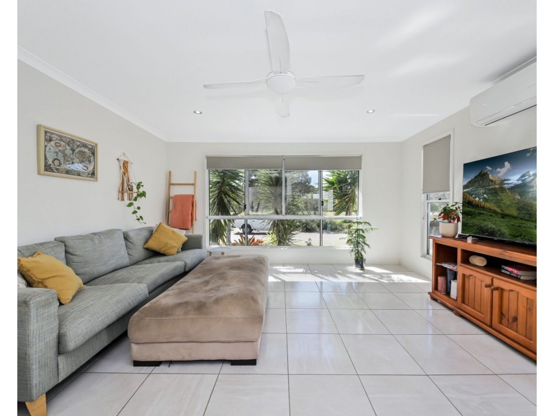 9 Genoa Circuit, Birtinya QLD 4575