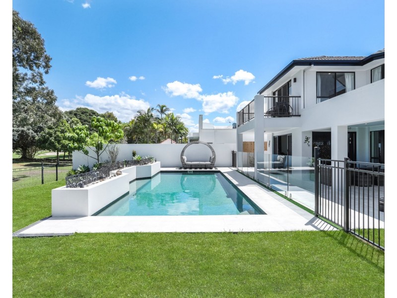 3 Silky Oak Place, Pelican Waters QLD 4551