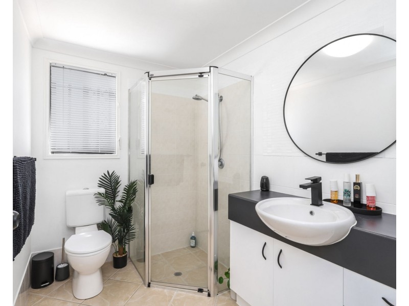 3 Silky Oak Place, Pelican Waters QLD 4551