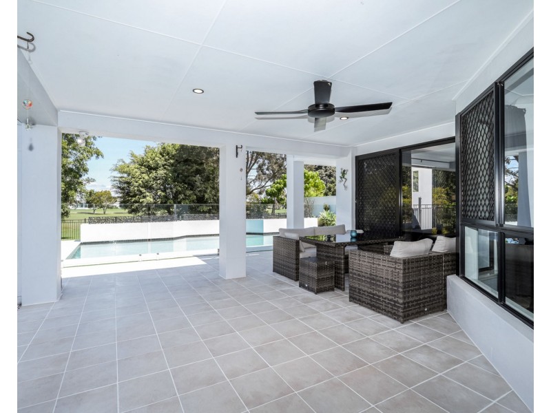 3 Silky Oak Place, Pelican Waters QLD 4551