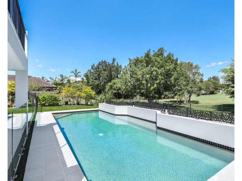 3 Silky Oak Place, Pelican Waters QLD 4551