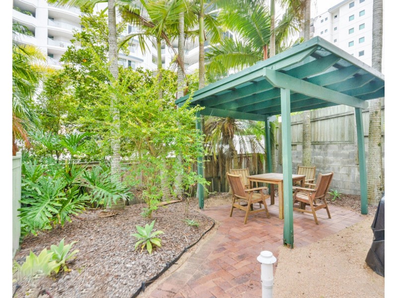 2/47 Verney Street, Kings Beach QLD 4551