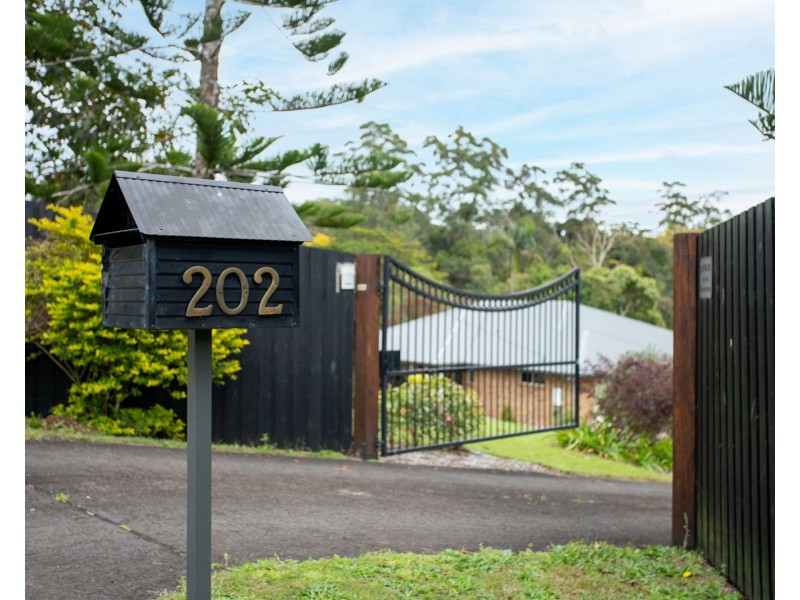 202 Blackall Range Road, West Woombye QLD 4559