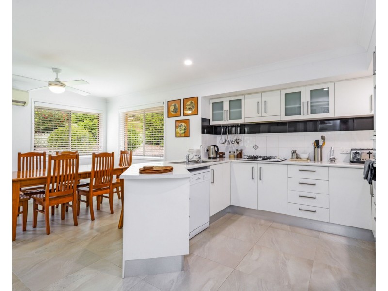 202 Blackall Range Road, West Woombye QLD 4559