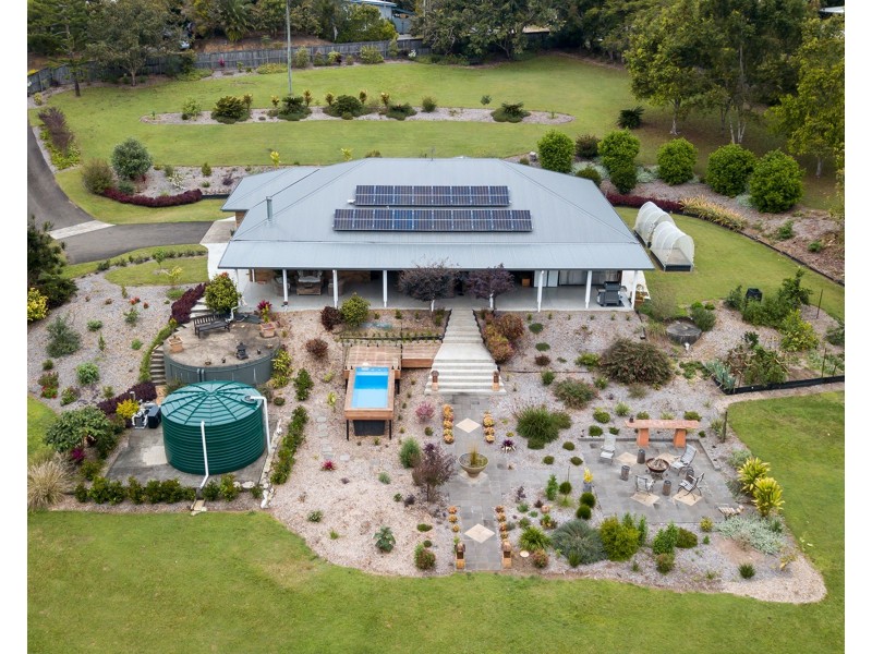 202 Blackall Range Road, West Woombye QLD 4559
