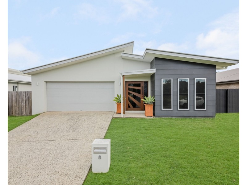 8 Currawong Place, Bli Bli QLD 4560