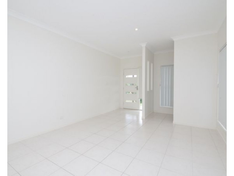 3 Sunrise Terrace, Little Mountain QLD 4551