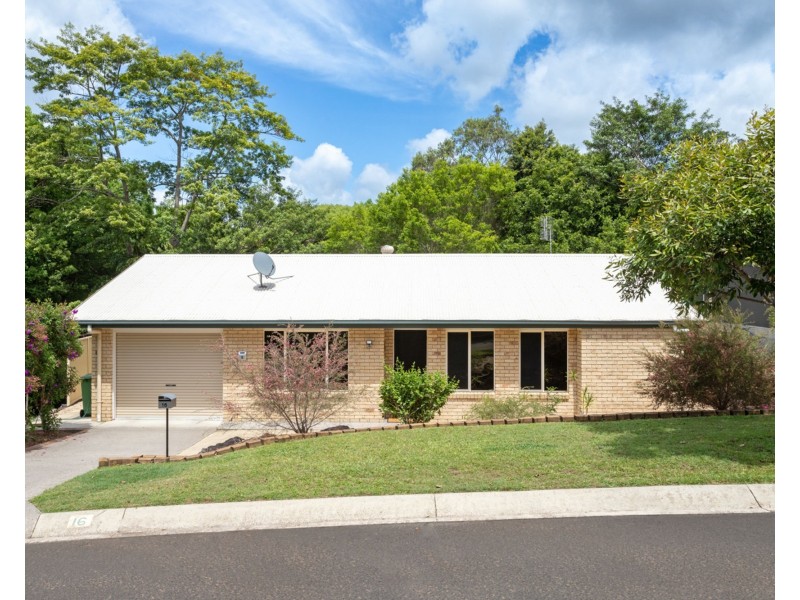 16 Holyn Close, Woombye QLD 4559
