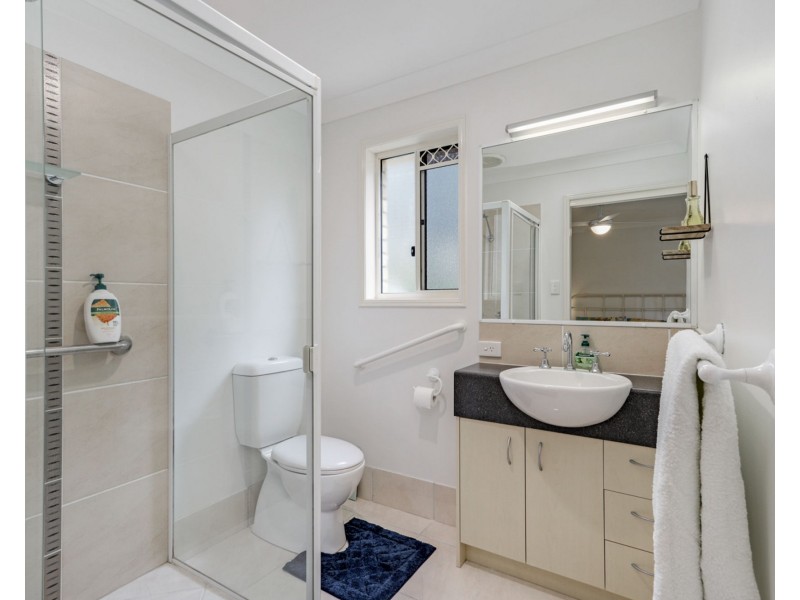 16 Holyn Close, Woombye QLD 4559
