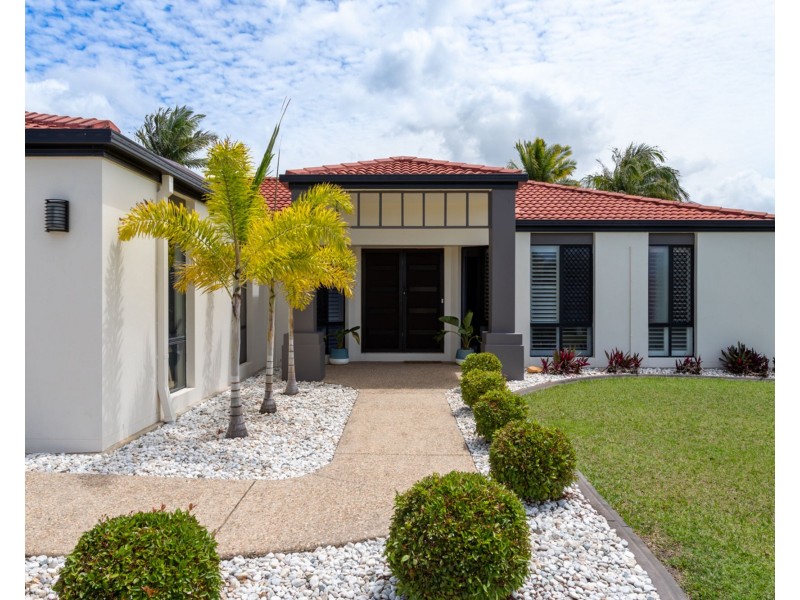 11 Anglia Place, Little Mountain QLD 4551