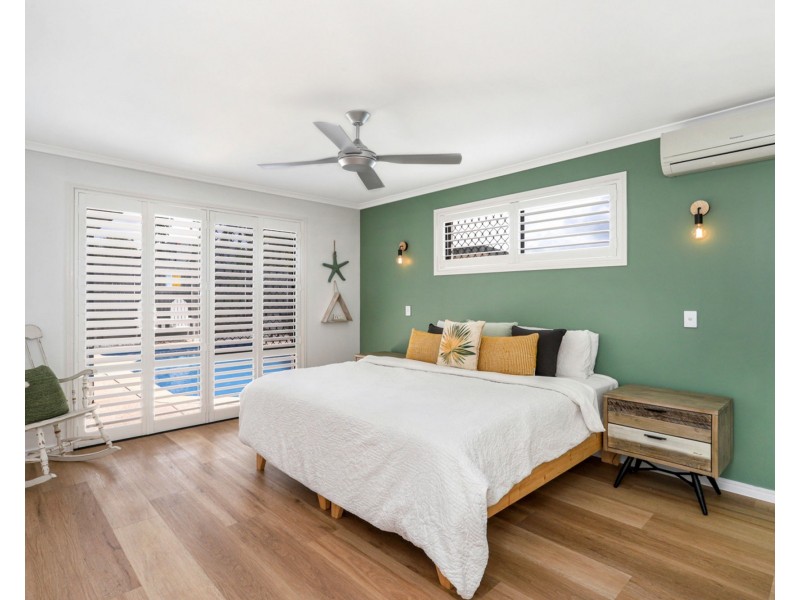 11 Anglia Place, Little Mountain QLD 4551