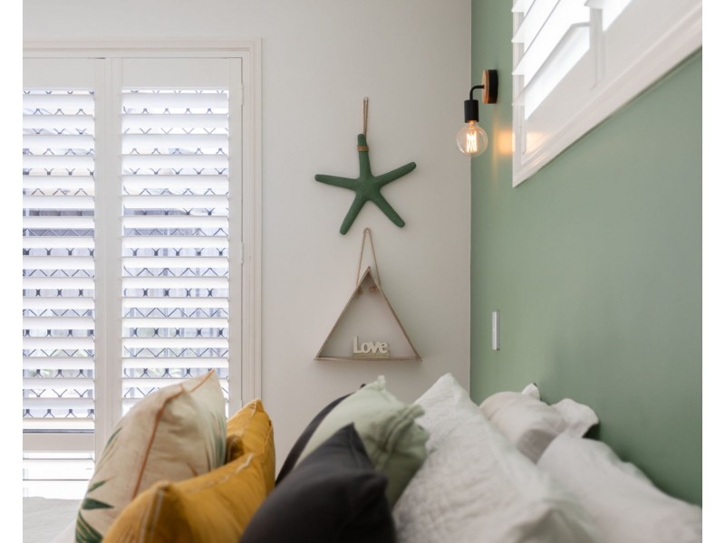 11 Anglia Place, Little Mountain QLD 4551