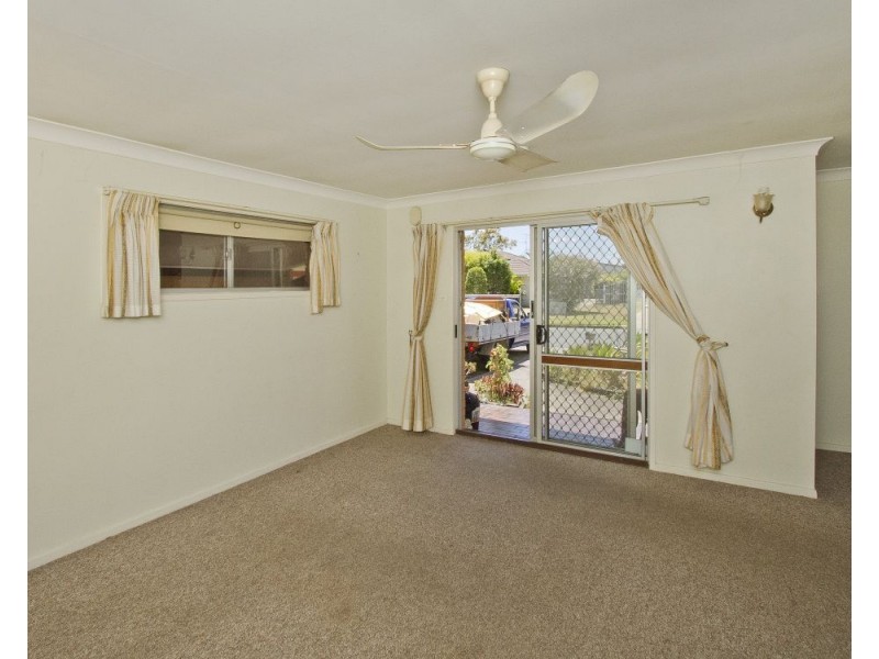 4 Maryann Street, Golden Beach QLD 4551