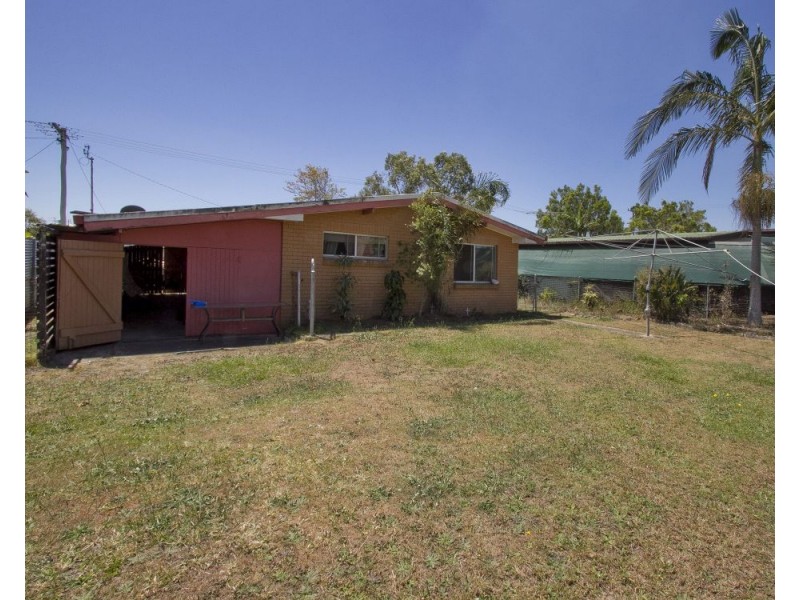 4 Maryann Street, Golden Beach QLD 4551