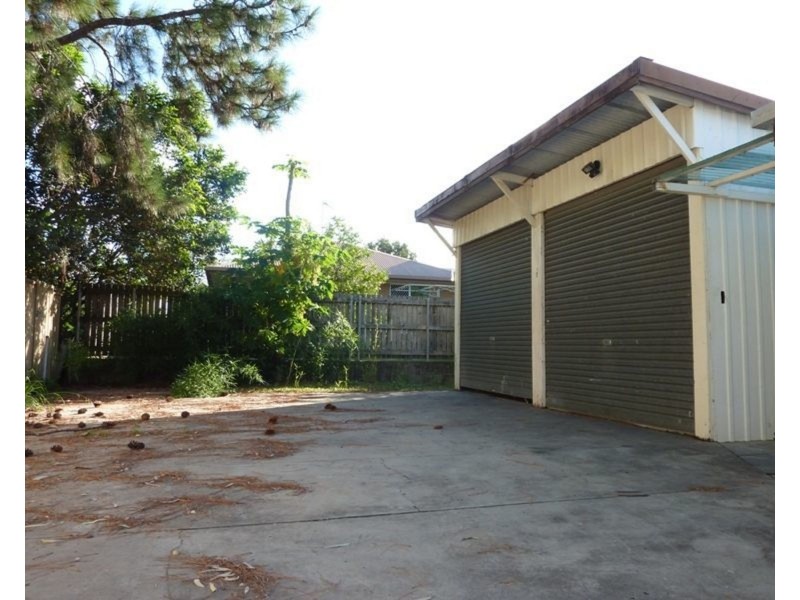 127 Duporth Avenue, Maroochydore QLD 4558