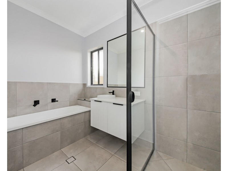 35 Jubilant Way, Palmview QLD 4553