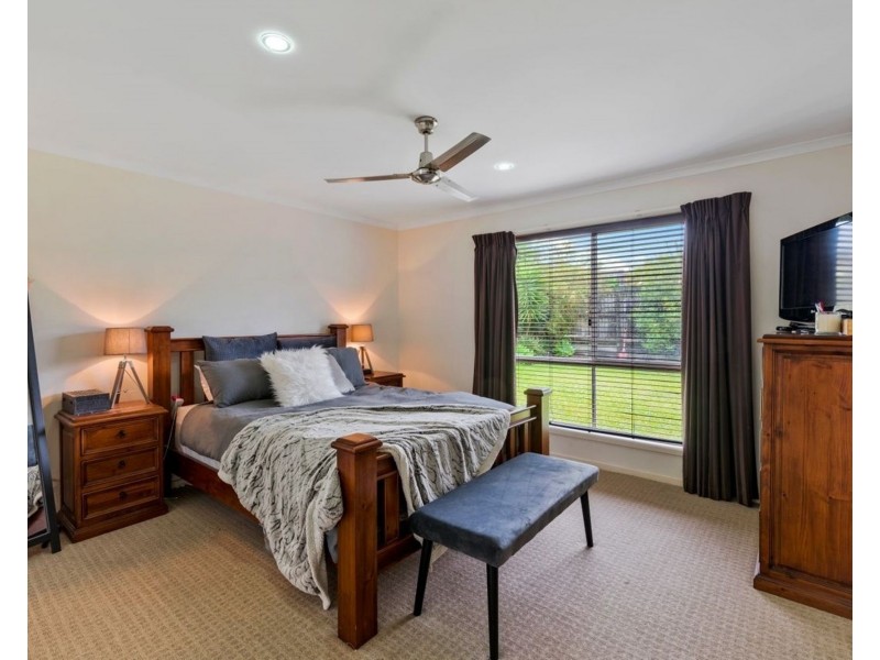 62 Huntley Place, Caloundra West QLD 4551