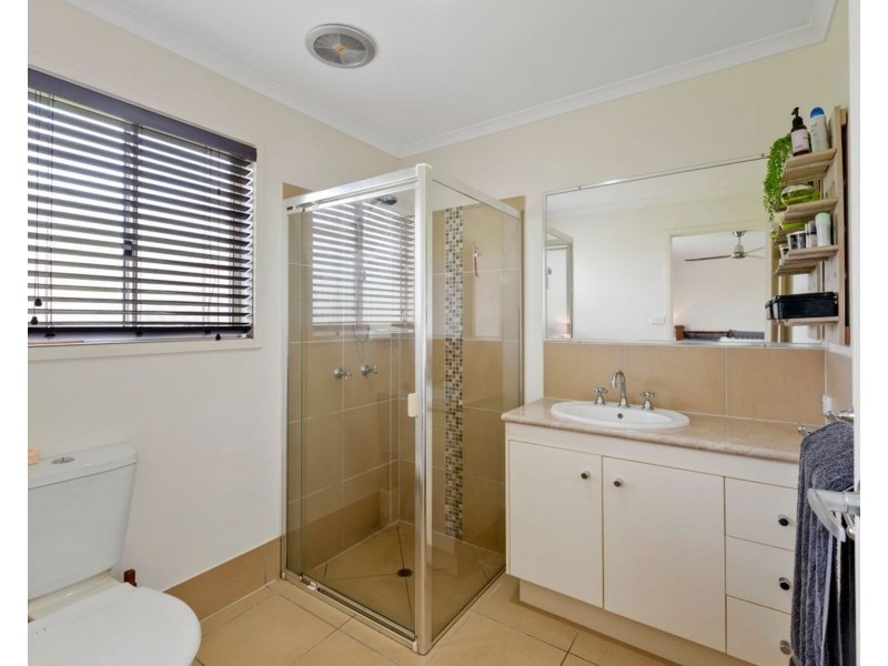 62 Huntley Place, Caloundra West QLD 4551