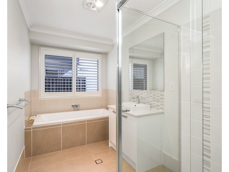 37 The Passage, Pelican Waters QLD 4551