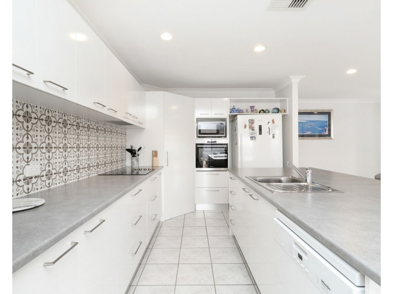 13 Bongaree Drive, Pelican Waters QLD 4551