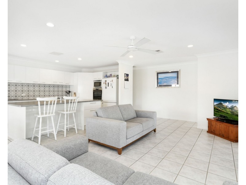 13 Bongaree Drive, Pelican Waters QLD 4551